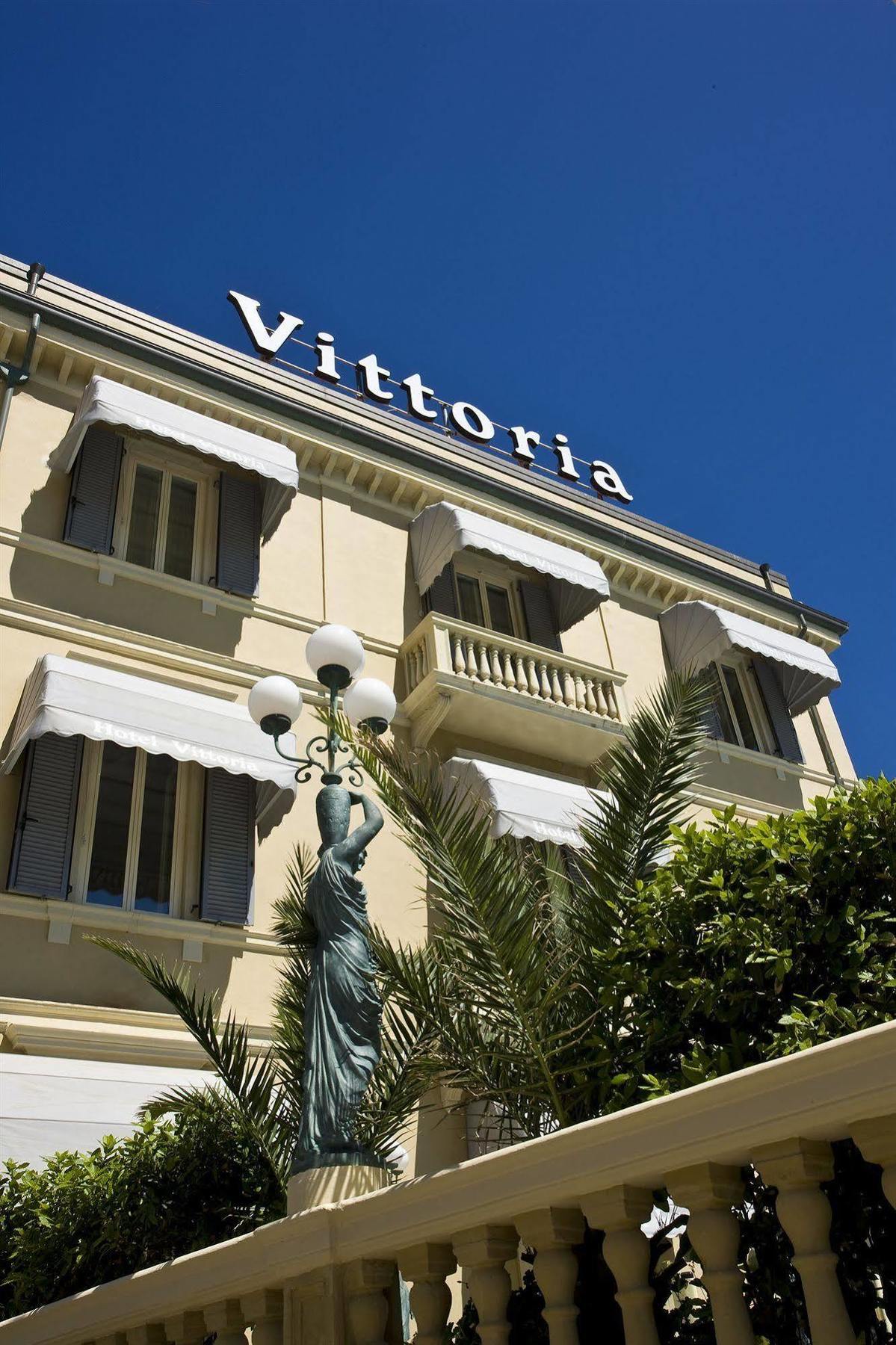 Hotel Vittoria Pésaro Exterior foto